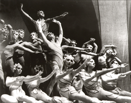 The Ballet Russe de Monte Carlo's
production of ROUGE ET NOIR circa 1939
Photo: Geller/Goldfine Productions