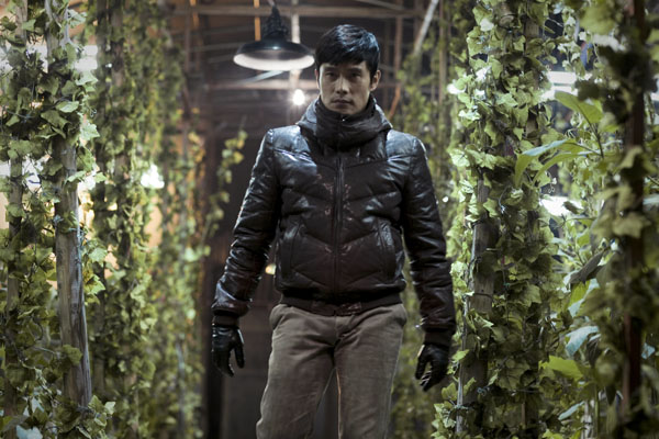 Lee Byung-hun in I SAW THE DEVIL (Photo: IFC Films)