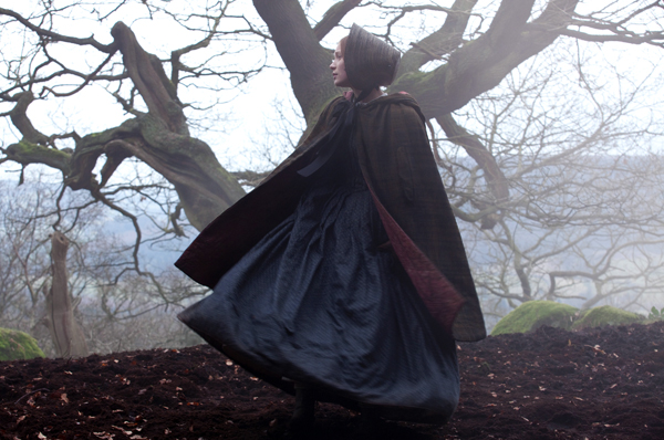 Mia Wasikowska in JANE EYRE (Photo: Laurie Sparham/Focus Features)