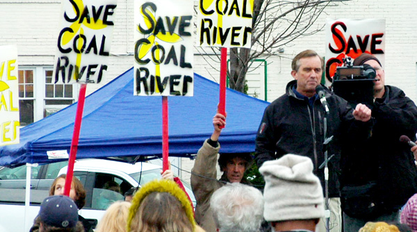 Robert Kennedy Jr. in THE LAST MOUNTAIN (Photo: Eric Gruneaum)