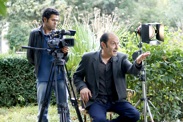 Jean-Pierre Bacri, left, & Jamel Debbouze in LET IT RAIN (Photo: IFC Films)