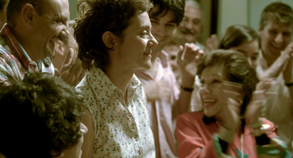 Maria Onetto, center, in PUZZLE (Photo: Christian Colace/Sundance Selects)