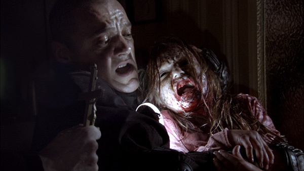 Oscar Sanchez Zafra and Claudia Silva in [REC] 2 (Photo: Magnet Releasing)