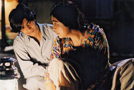 Saleem (Aamir Malik) 
& his mother Ayesha (Kirron Kher)
Photo: First Run Features