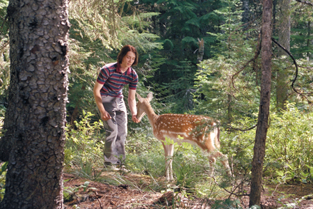 Lou Pucci as Justin Cobb with friend
Photo: Todd Cole/Sony Pictures Classics