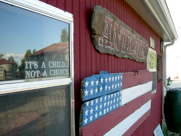 A scene from WHAT'S THE MATTER WITH KANSAS? (Photo: Laura Cohen/Tallgrass Films)